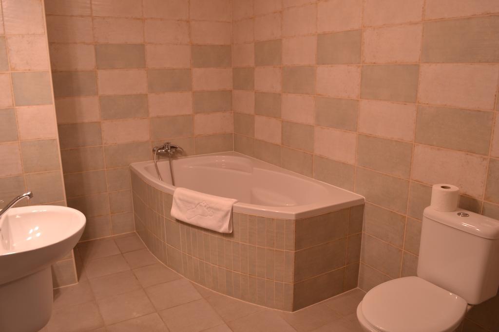 Penzion Dvur Krasikov Kokasice Exteriör bild